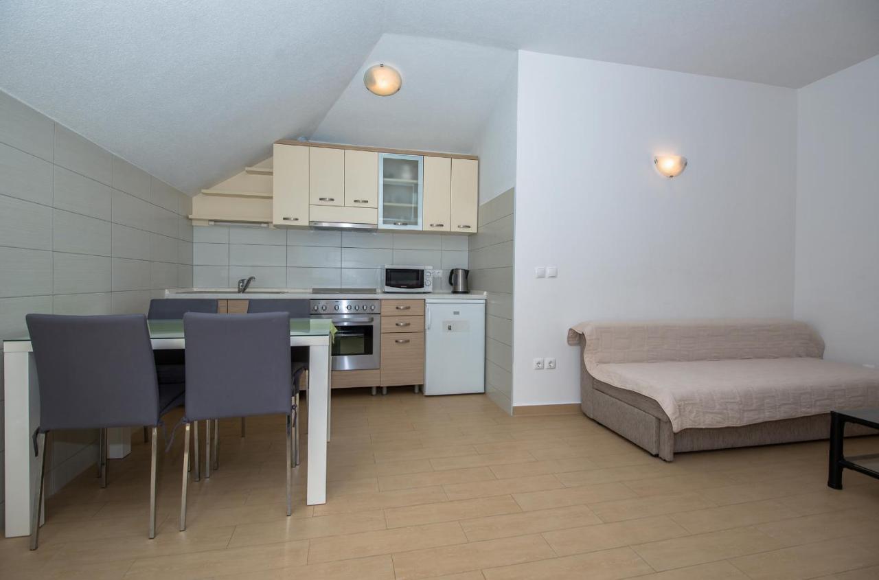 Apartment Apartments Beach Makarska