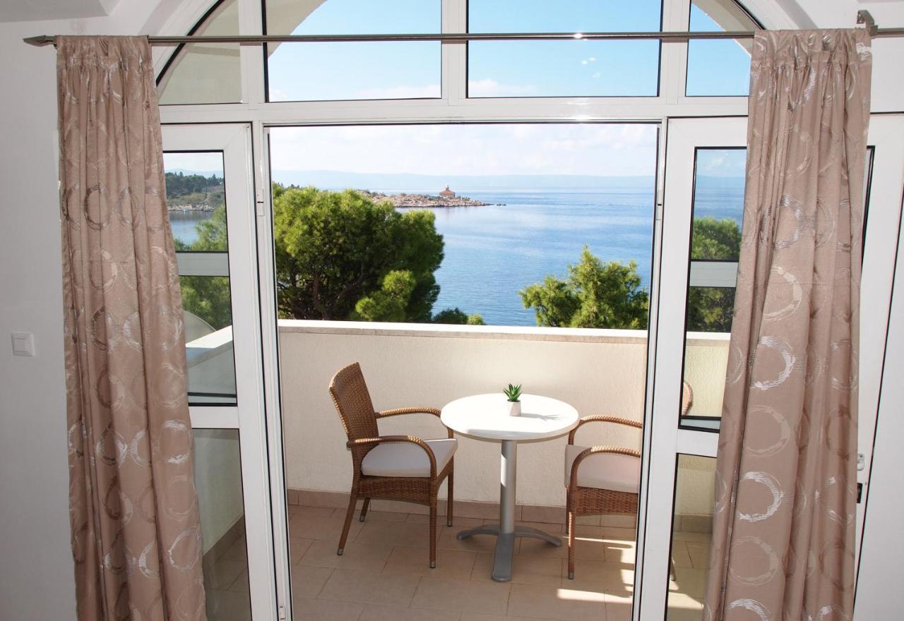 Apartments Beach * Makarska